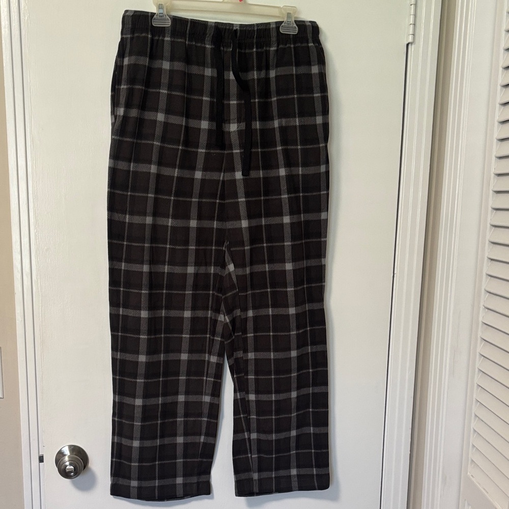 croft & barrow Black and Gray Plaid Lounge Joggers